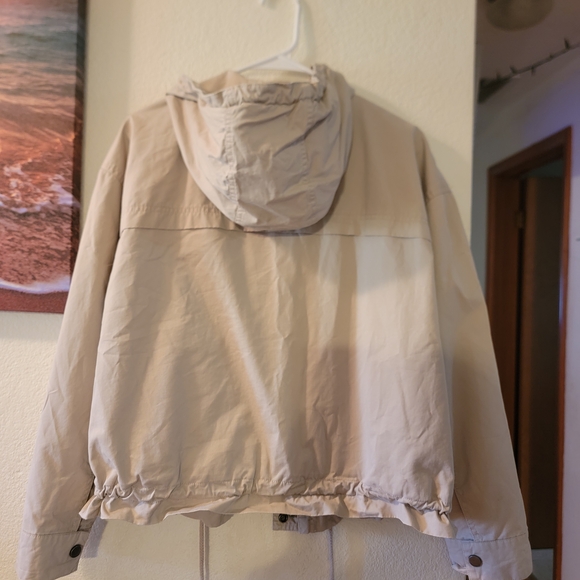 Lucky Brand Light Tan Hooded Windbreaker - Picture 4 of 4